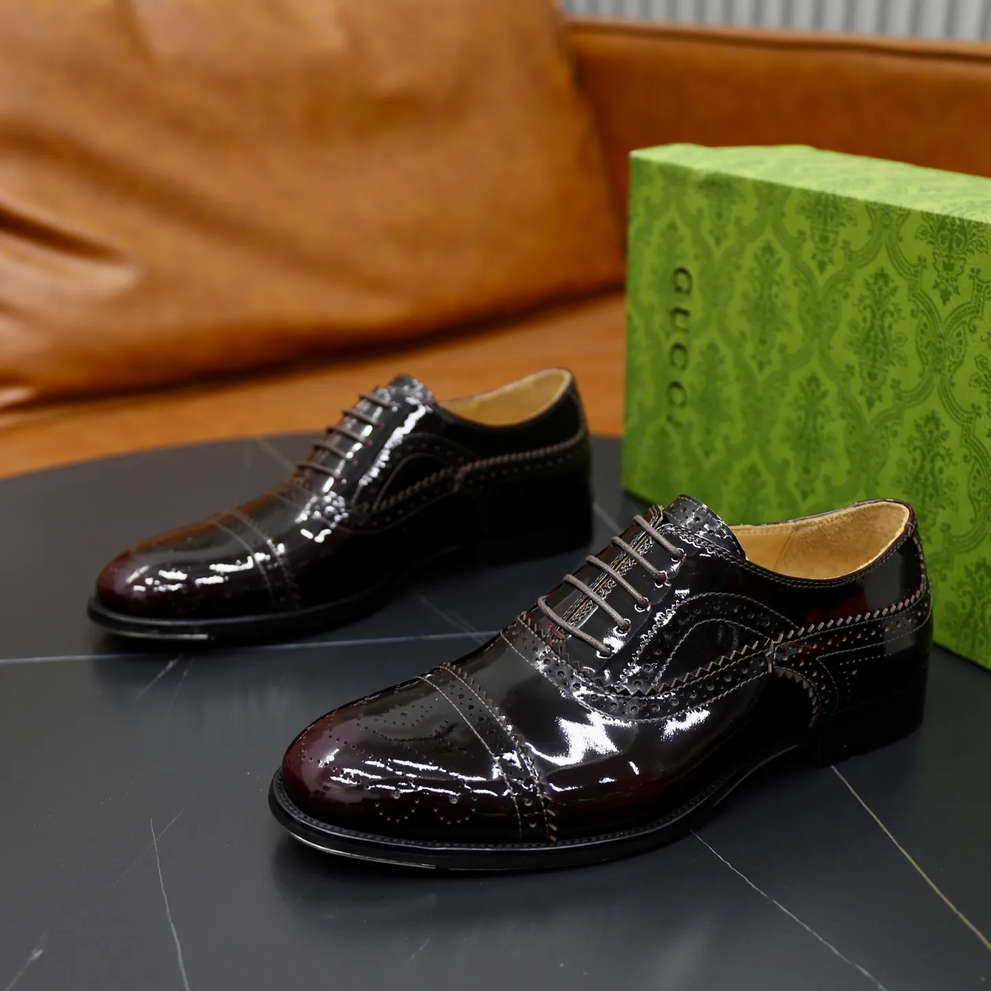 Men's shoes 💰660💰🙅‍♂️🙅‍♂️🙅‍♂️Niuli Brand: Gucci GuCCI Standard code: Men's code 39-44 (45 can be customized) Grade: Same style as the official website Original quality Material: Original cowhide surface Comfortable cowhide lining Original outsole Style category: Men's fashionable casual leather shoes Distinguished big-name luxury elements, top luxury Color: actual picture color
